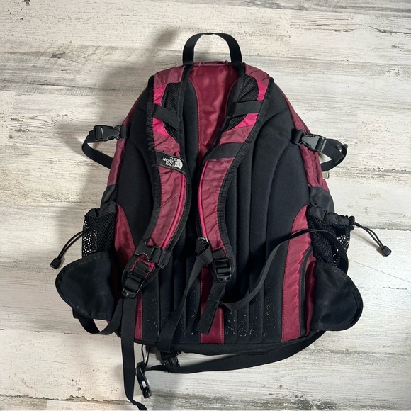 The North Face Recon Pink Black Backpack Outdoor Travel Hiking School (2) - Picture 4 of 6